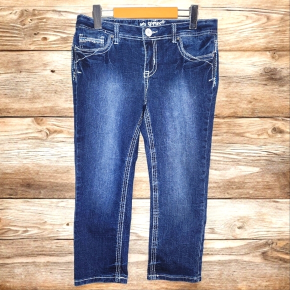 SERIES Sexy & Short Denim Capri- 9 - Picture 2 of 5